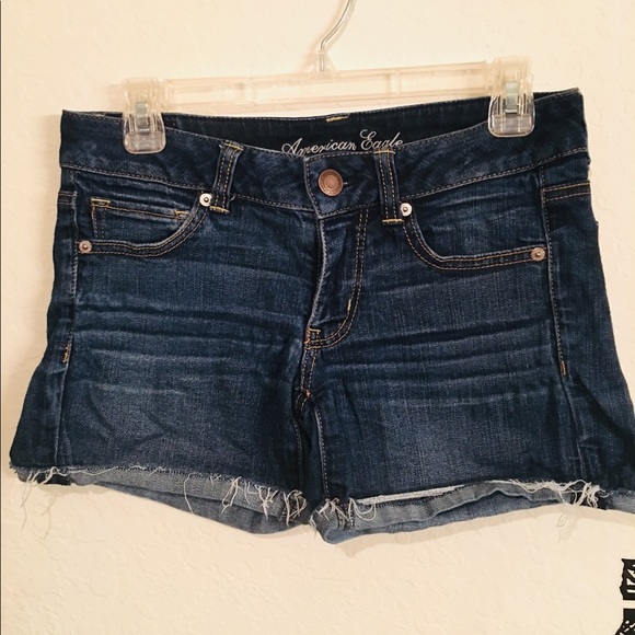 American Eagle Outfitters Pants - American Eagle size 6 shorts